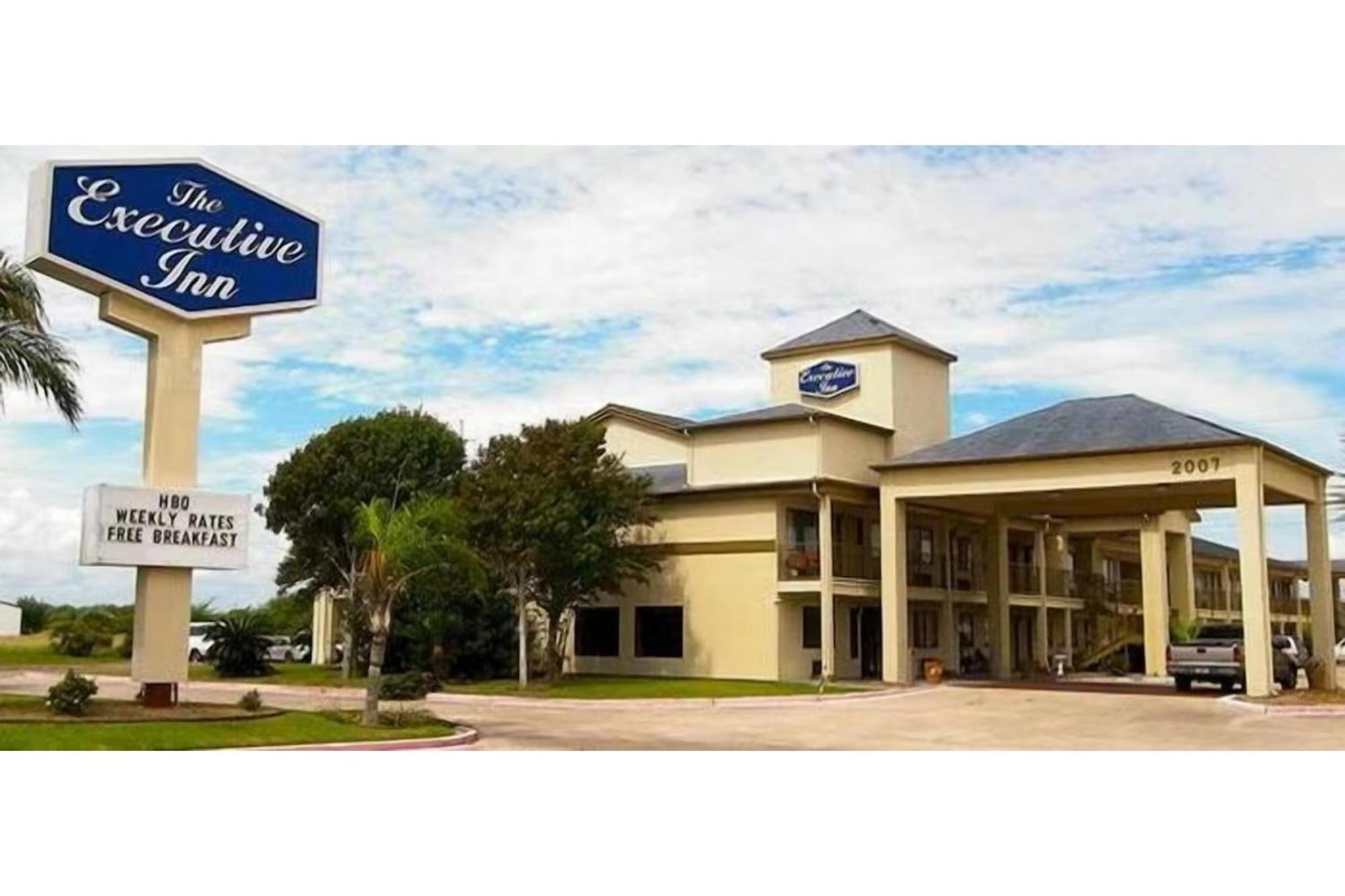 Executive Inn Port Lavaca By Oyo Exterior photo