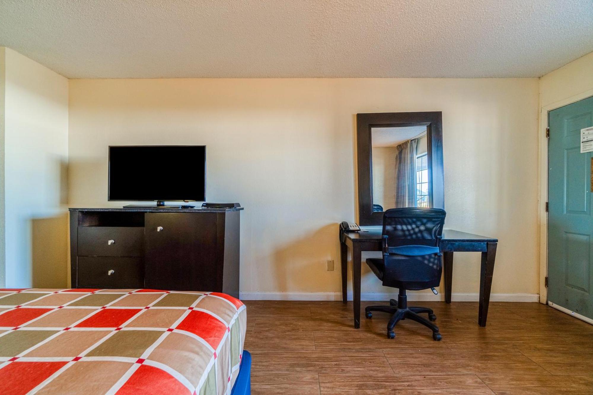 Executive Inn Port Lavaca By Oyo Exterior photo